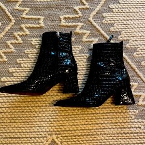 TOPSHOP crocodile black booties